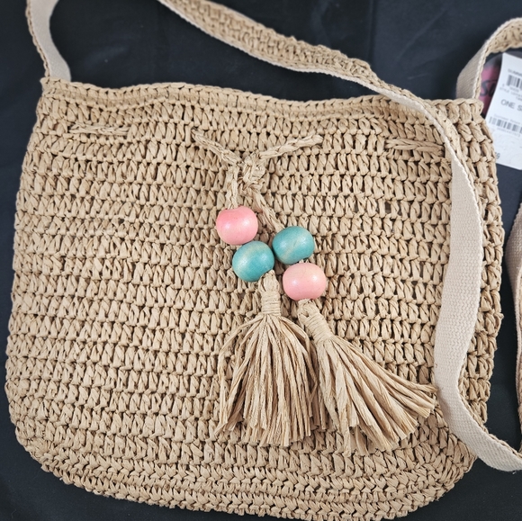 INC Summer Rattan Drawstring Bucket Bag - Picture 4 of 8